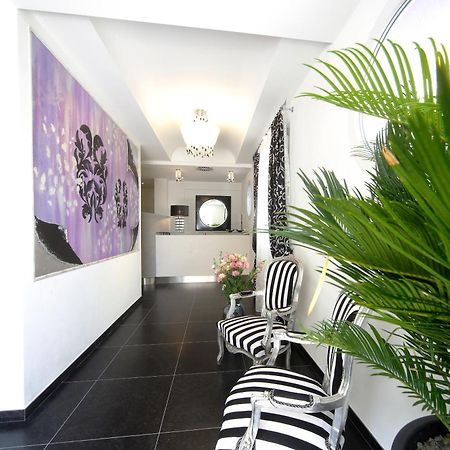 רימיני Residence Hotel Le Viole מראה חיצוני תמונה