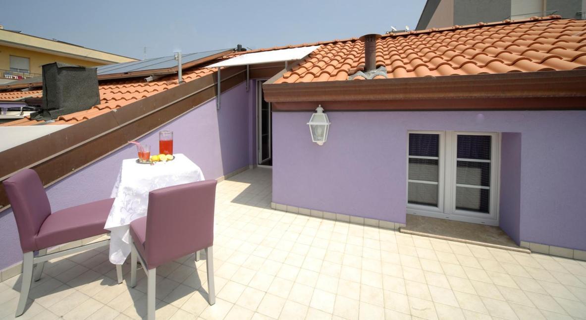 רימיני Residence Hotel Le Viole מראה חיצוני תמונה
