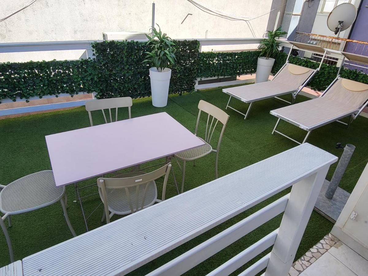 רימיני Residence Hotel Le Viole מראה חיצוני תמונה