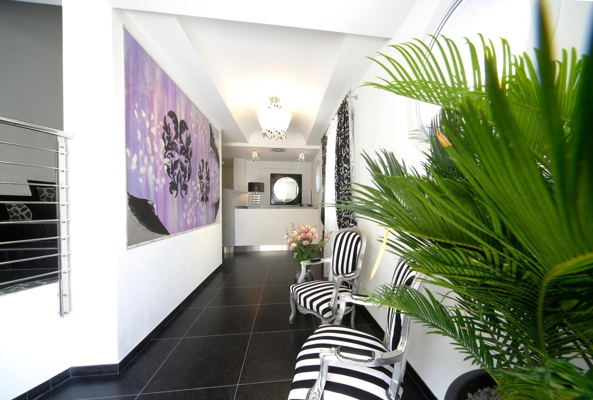רימיני Residence Hotel Le Viole מראה חיצוני תמונה