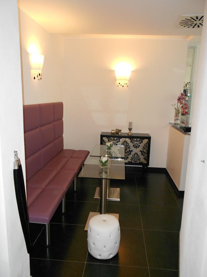 רימיני Residence Hotel Le Viole מראה חיצוני תמונה